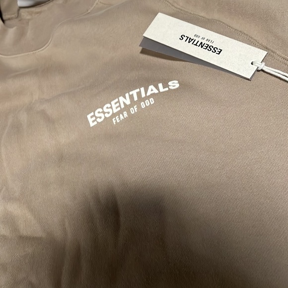 Essentials Fear Of God 22’ Collection/ NEVERWORN, BRAND NEW, Tags on - Picture 4 of 9